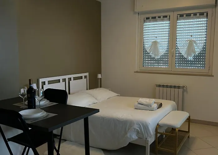 Urban Sky Loft Apartment